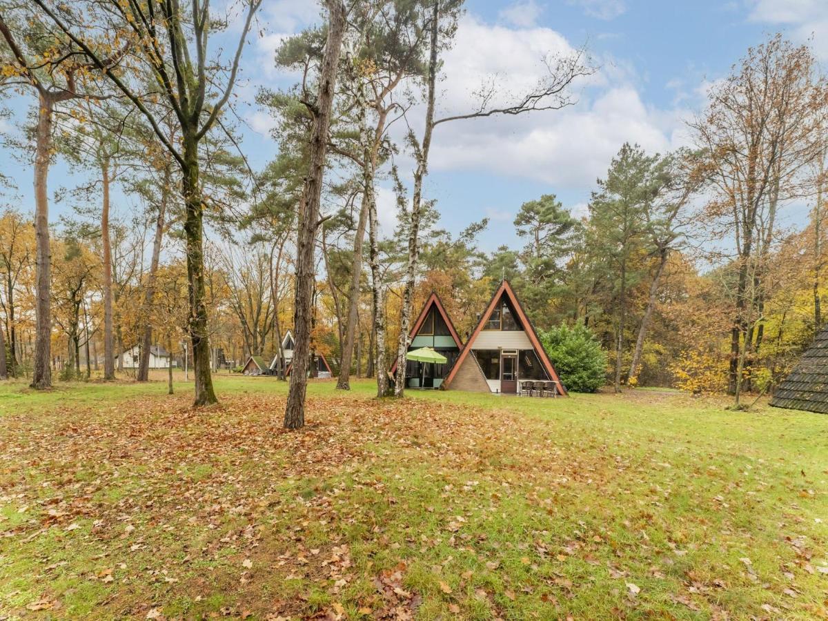 Modern Holiday Home In Stramproy In The Forest Екстер'єр фото