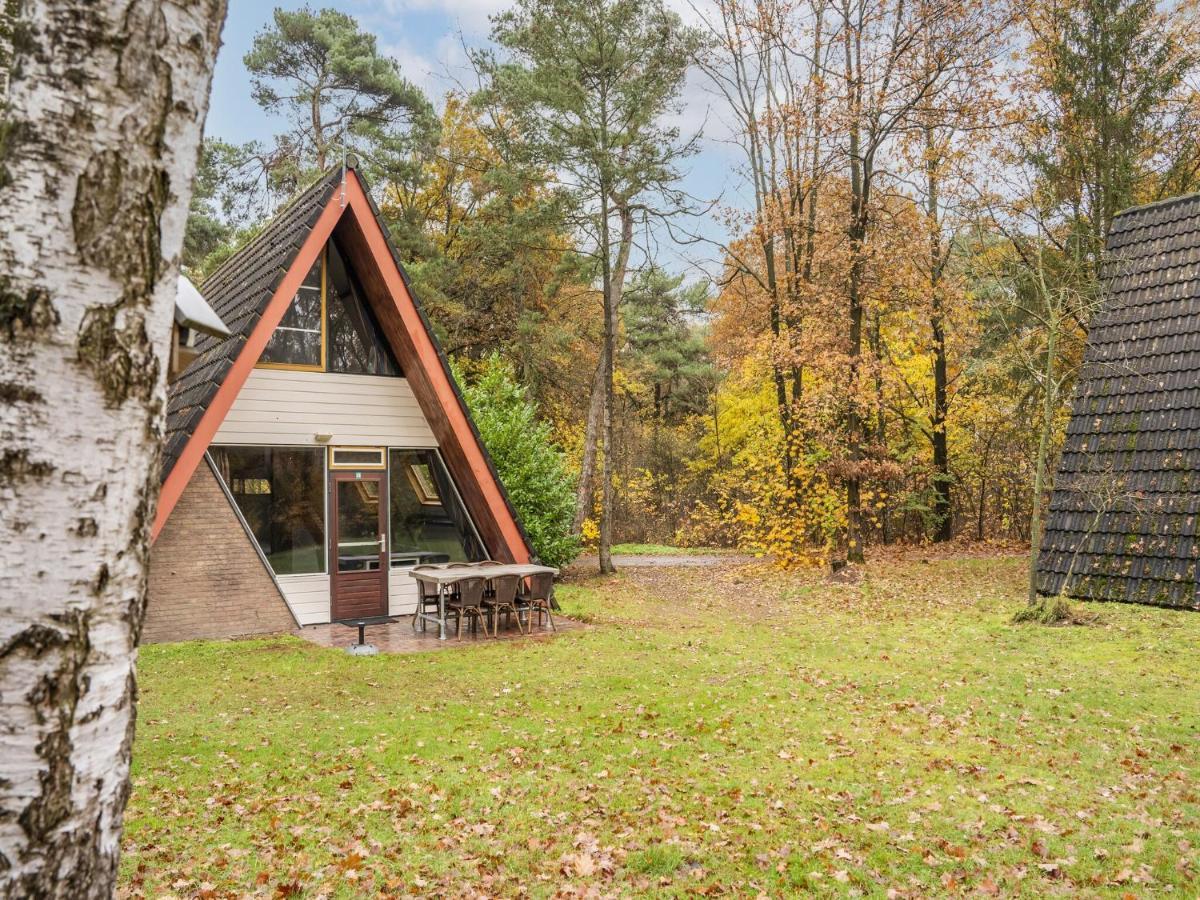Modern Holiday Home In Stramproy In The Forest Екстер'єр фото